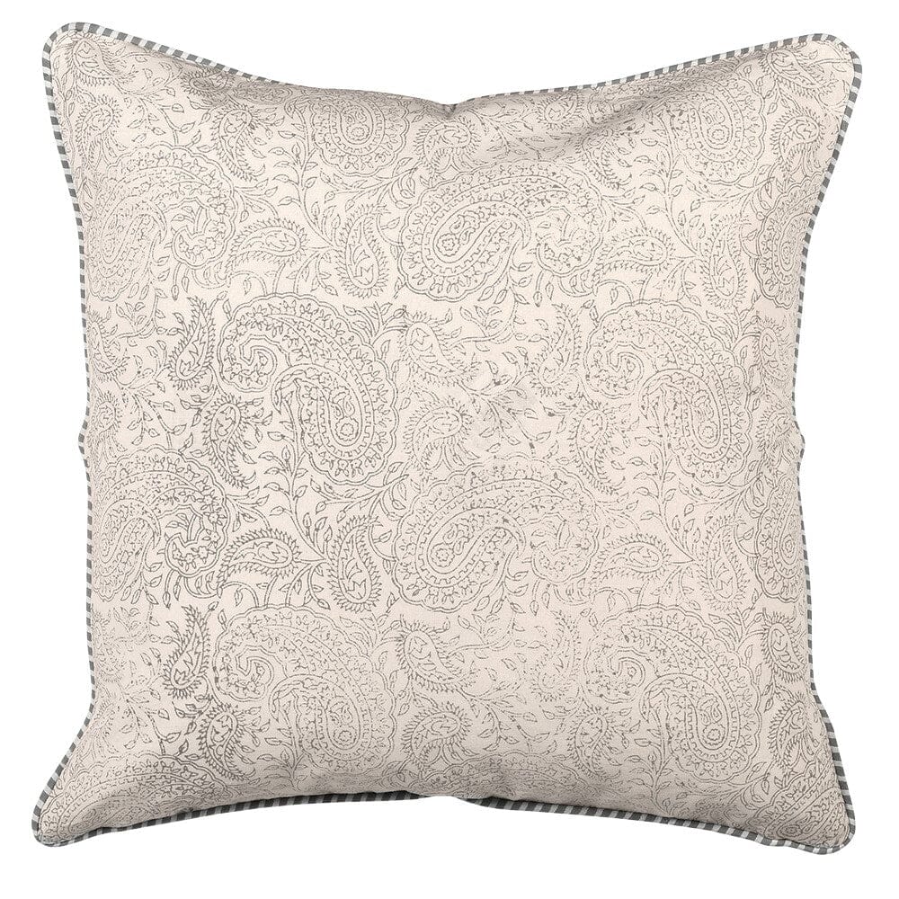 Guiting Cushion with feather pad - Barnbury