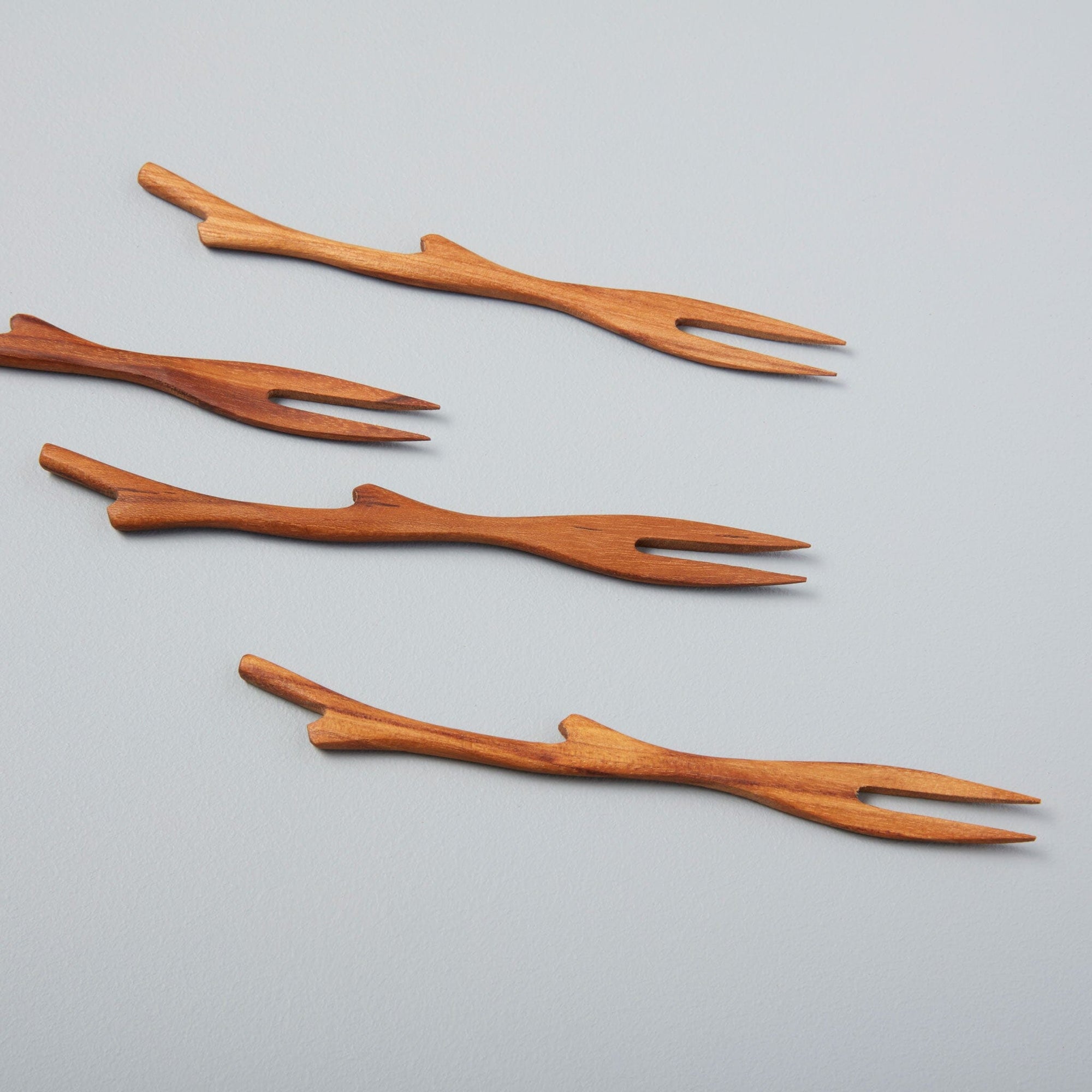 Set of 4 Teak Twig Forks Table Top Barnbury 