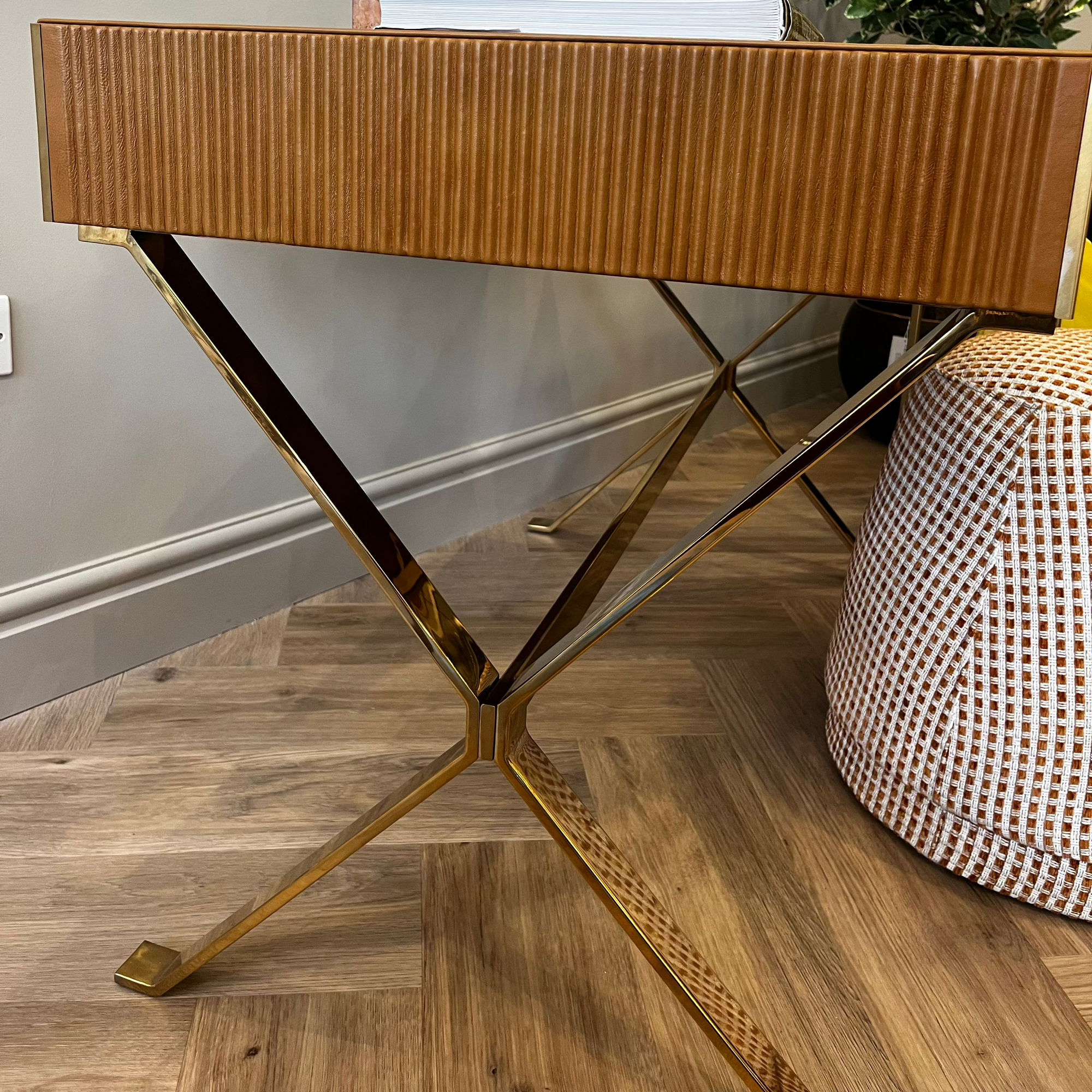 Belgravia Leather Desk Furniture BARNBURY 