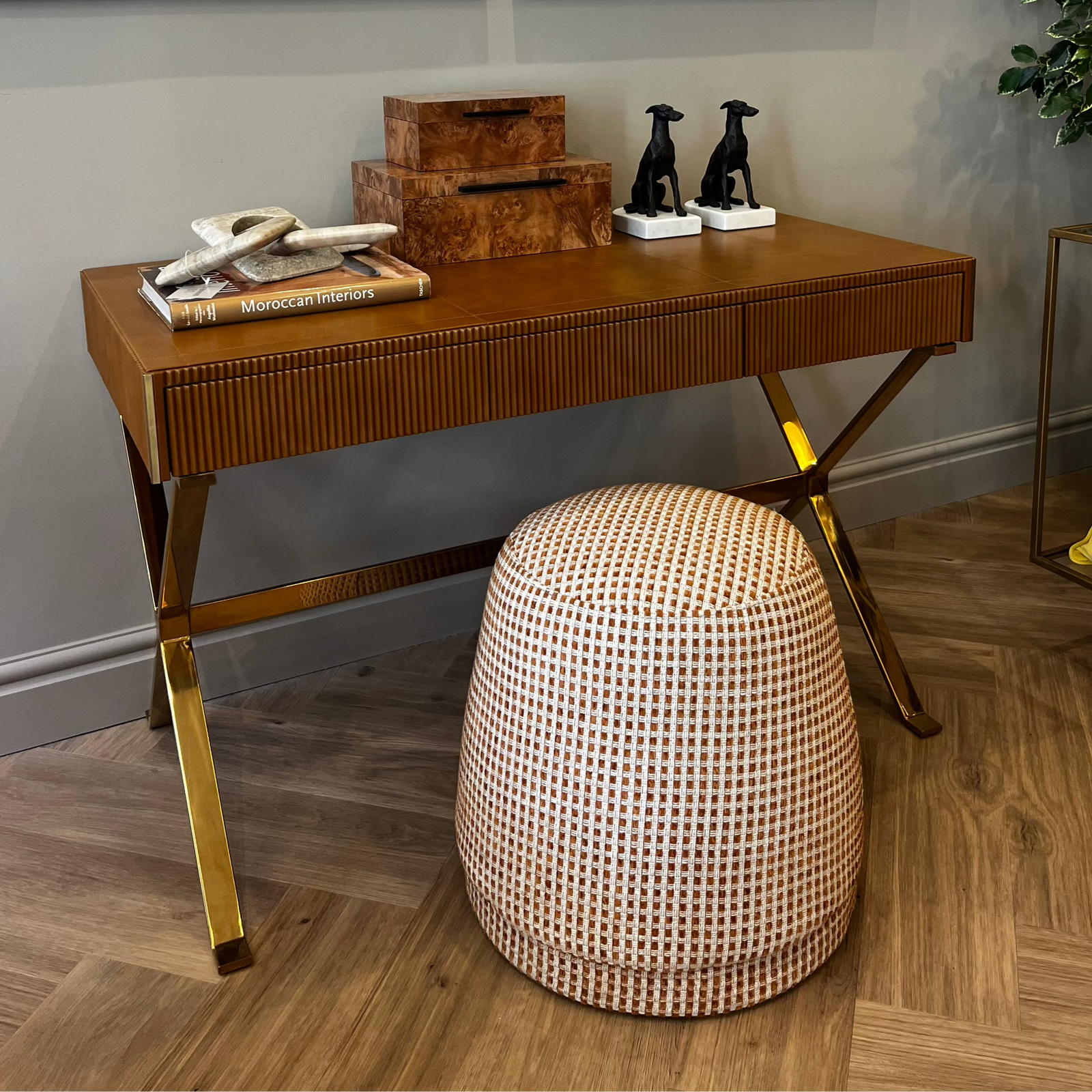 Belgravia Leather Desk Furniture BARNBURY 
