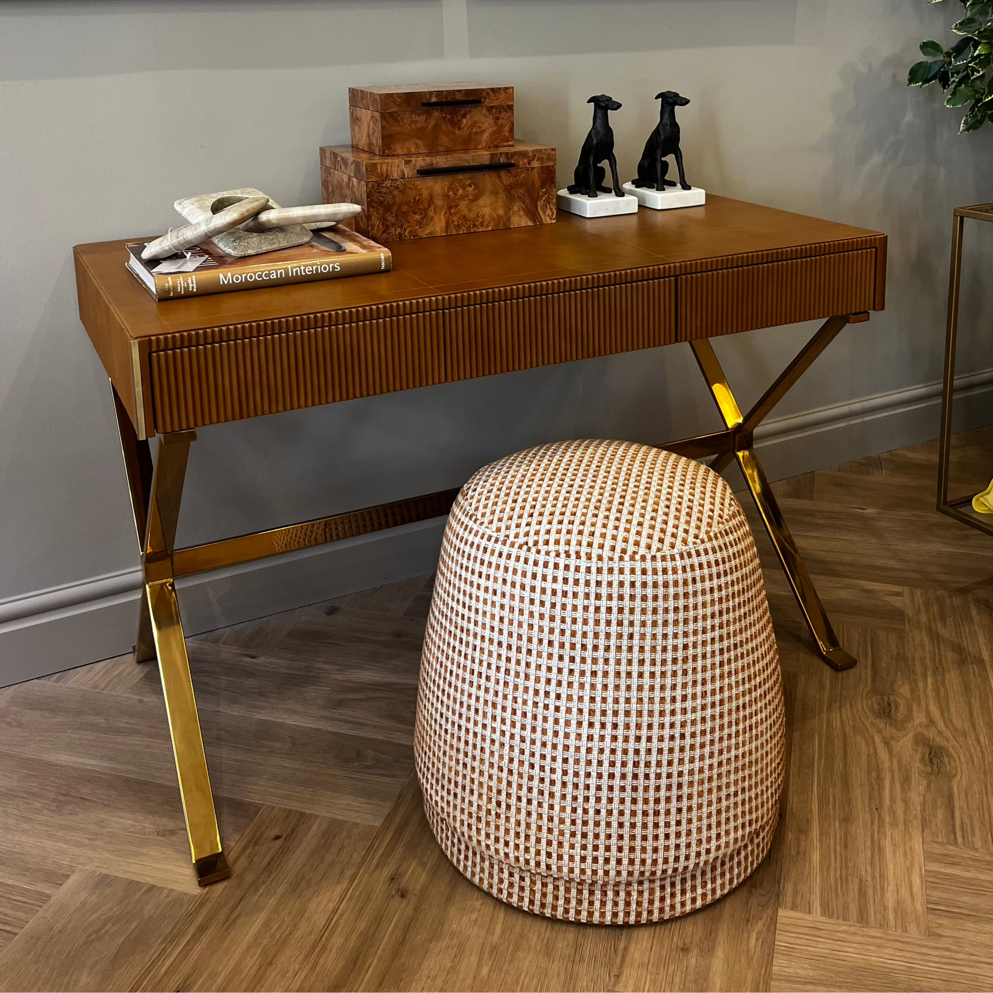 Belgravia Leather Desk Furniture BARNBURY 