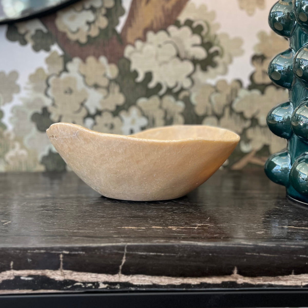 Dark Cream Polished Onyx Bowl