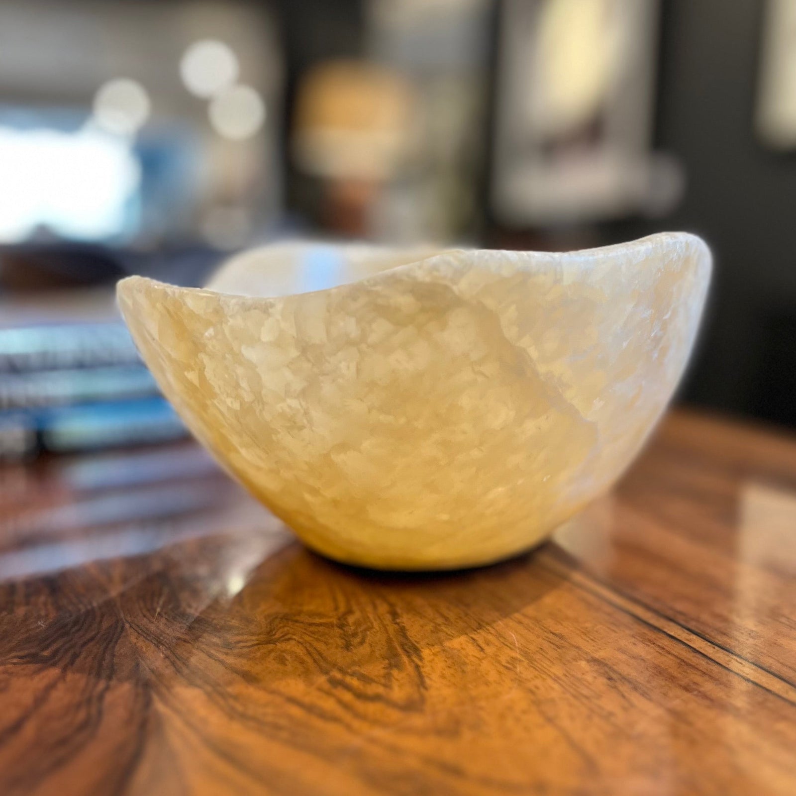 Polished Onyx Bowl with Natural Fissures