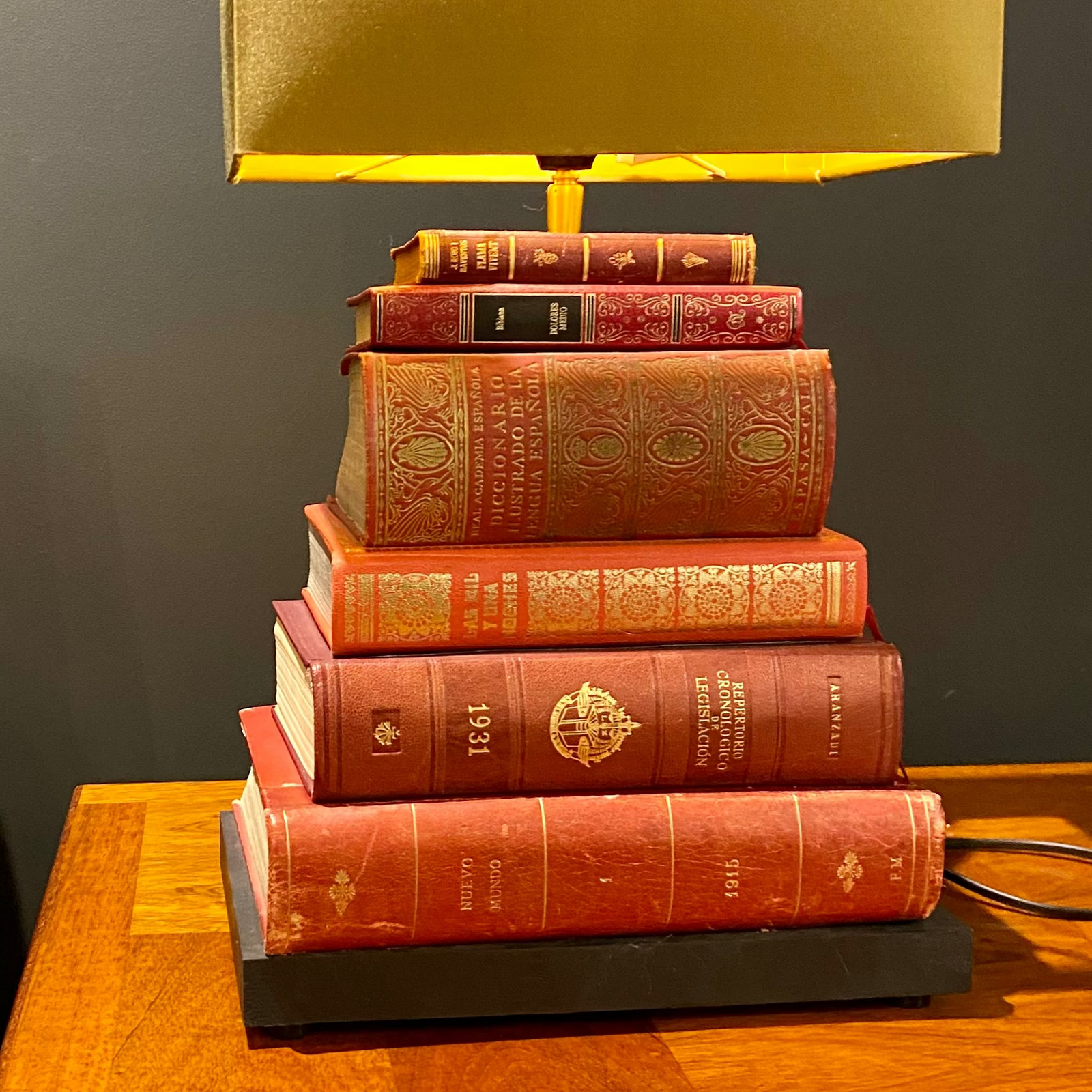 Antique Book Lamp with Shade