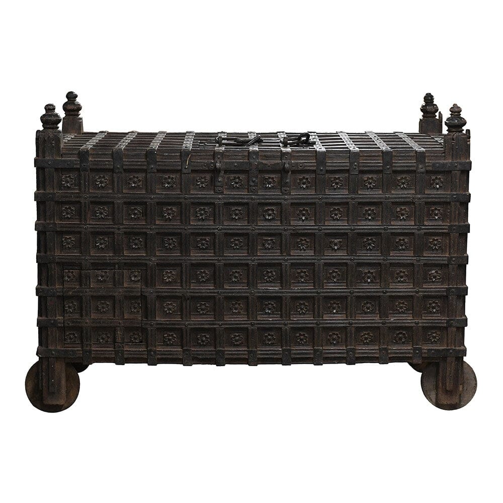 Antique Indian Damchiya (Dowry Chest) - BARNBURY
