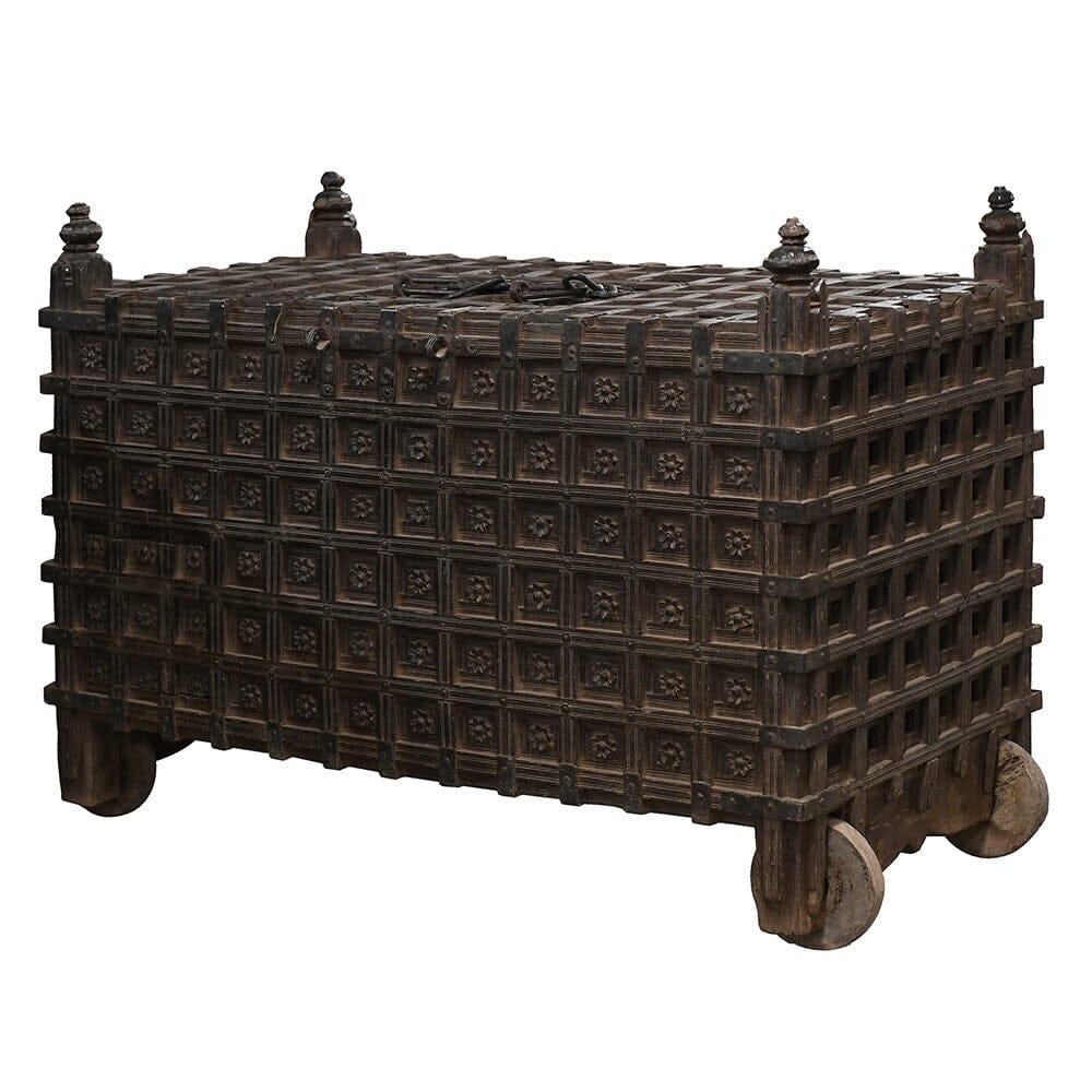 Antique Indian Damchiya (Dowry Chest) - BARNBURY