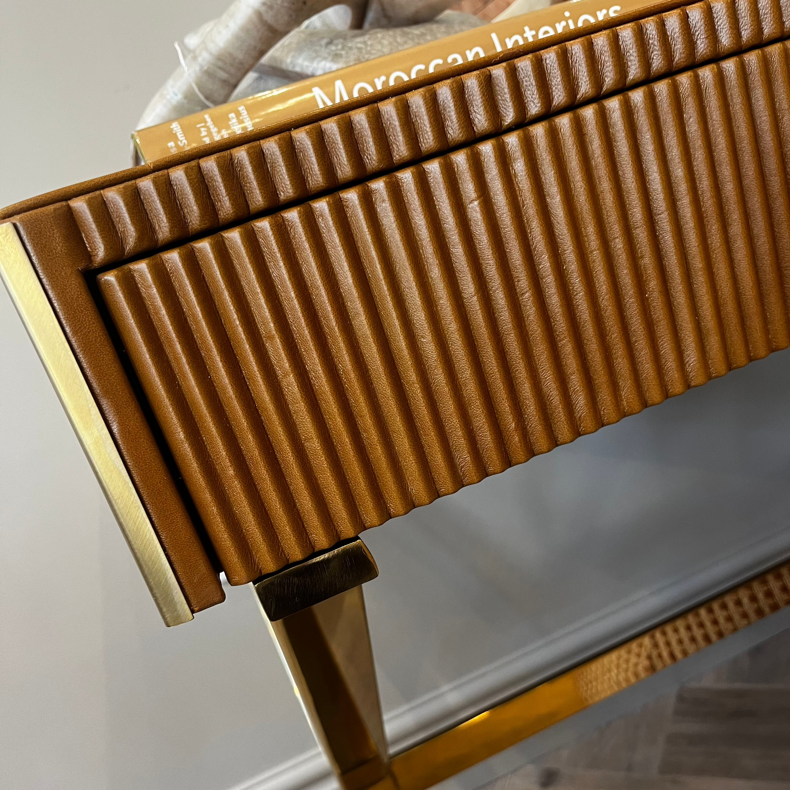 Belgravia Leather Desk Furniture BARNBURY 