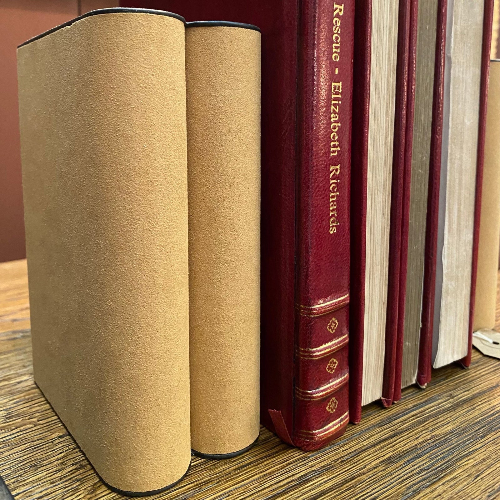 Bibliothèque Bookends - BARNBURY