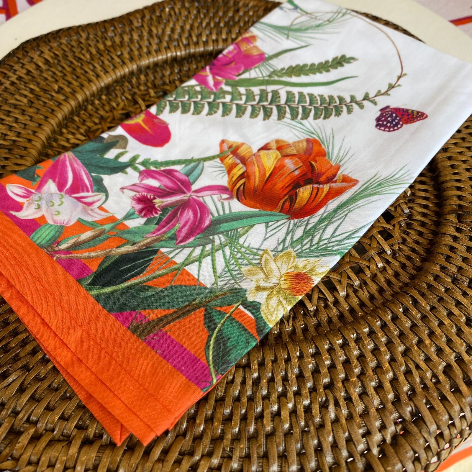 Caspari La Dolce Vita Cloth Dinner Napkins - Set of 4 Napkins Caspari 