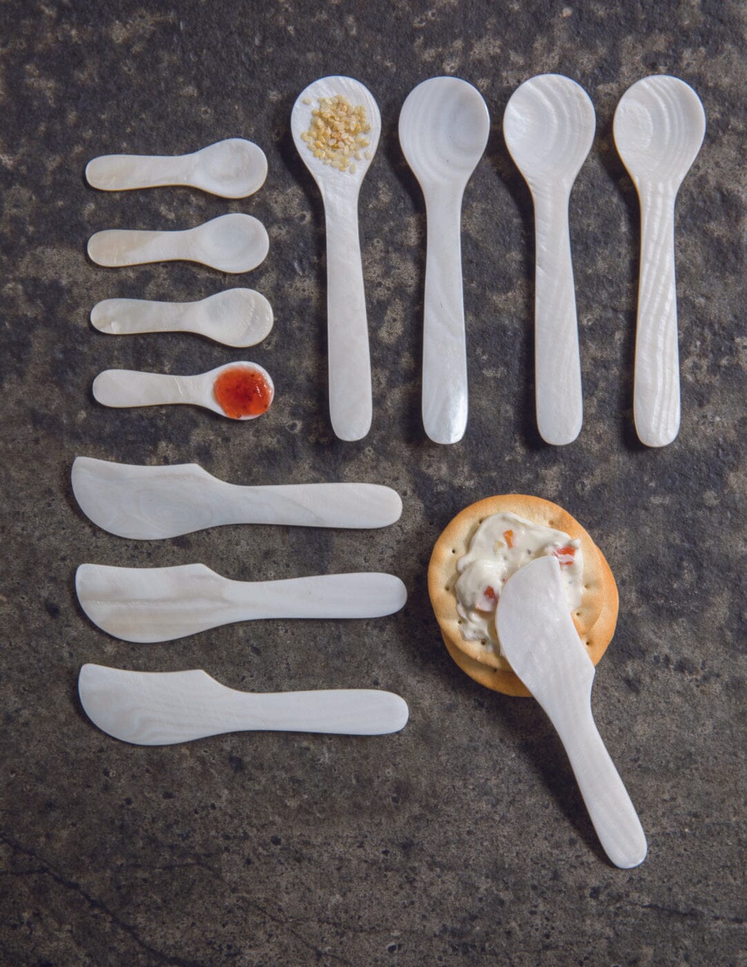 Set of 4 Mother of Pearl Spreaders Table Top Barnbury 