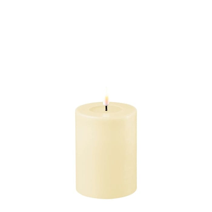 Cream Wax LED Battery Candles Flameless Candles Barnbury 7.5cm x 10cm 
