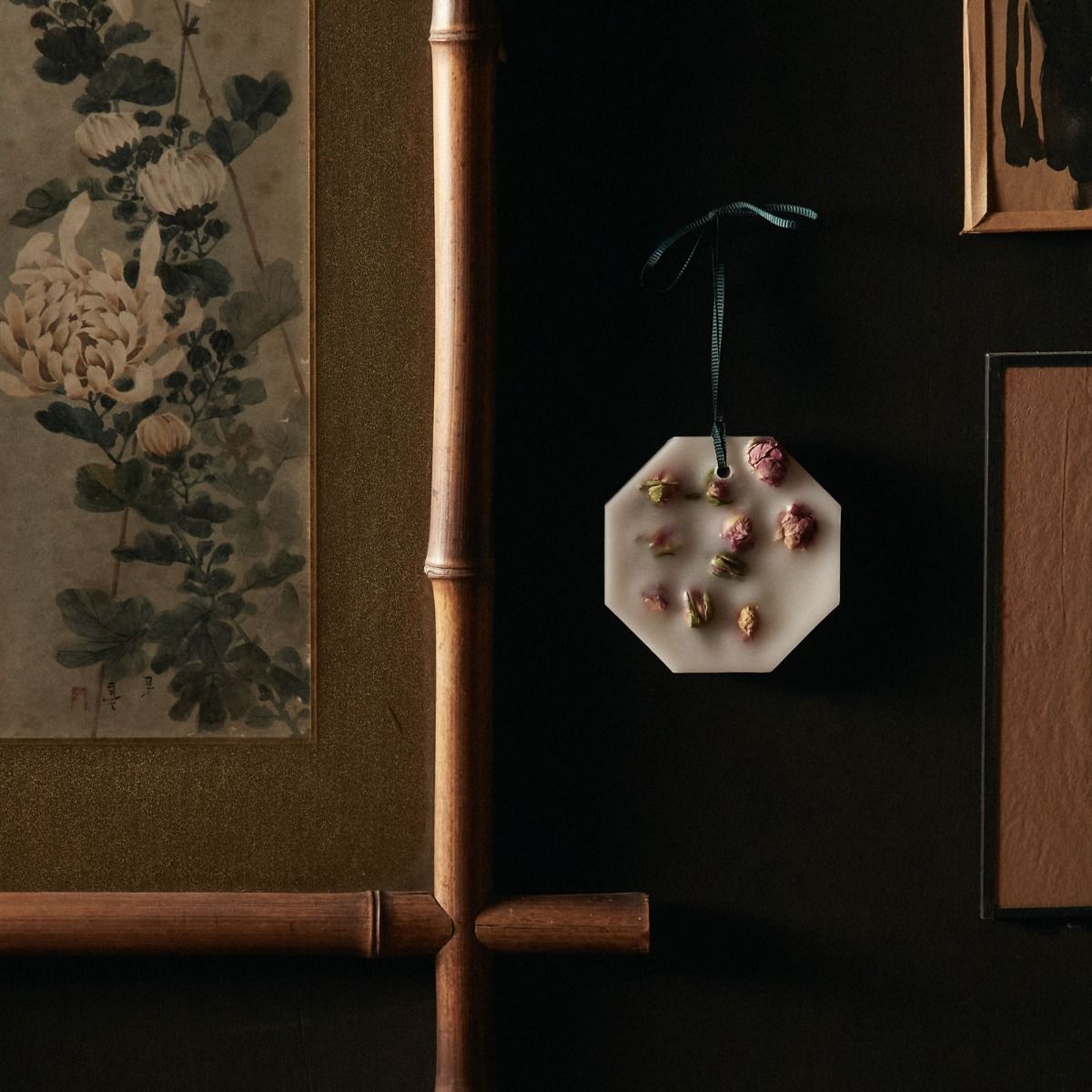 Carrière Frères Damask Rose Scented Palet - BARNBURY