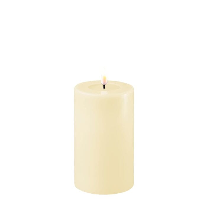 Cream Wax LED Battery Candles Flameless Candles Barnbury 7.5cm x 12.5cm 