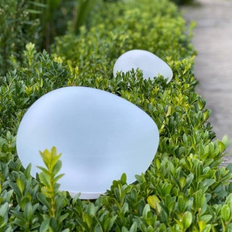 Large Frosted Glass Solar Pebble - Barnbury