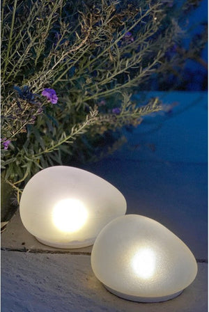 Large Frosted Glass Solar Pebble - Barnbury